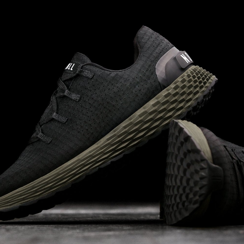 NOBULL BLACK IVY RIPSTOP RUNNER (WOMEN'S) - 6.5 / BLACK IVY Sneakers
